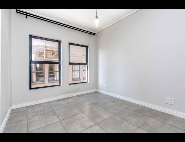 2 BEDROOM APARTMENT TO LET IN WATERFALL